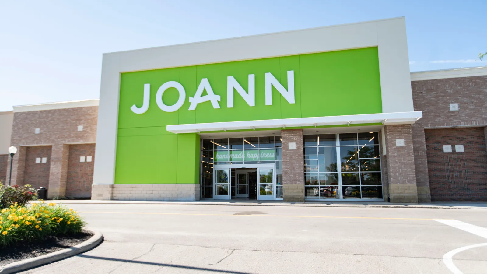 Joann to close more than 500 stores