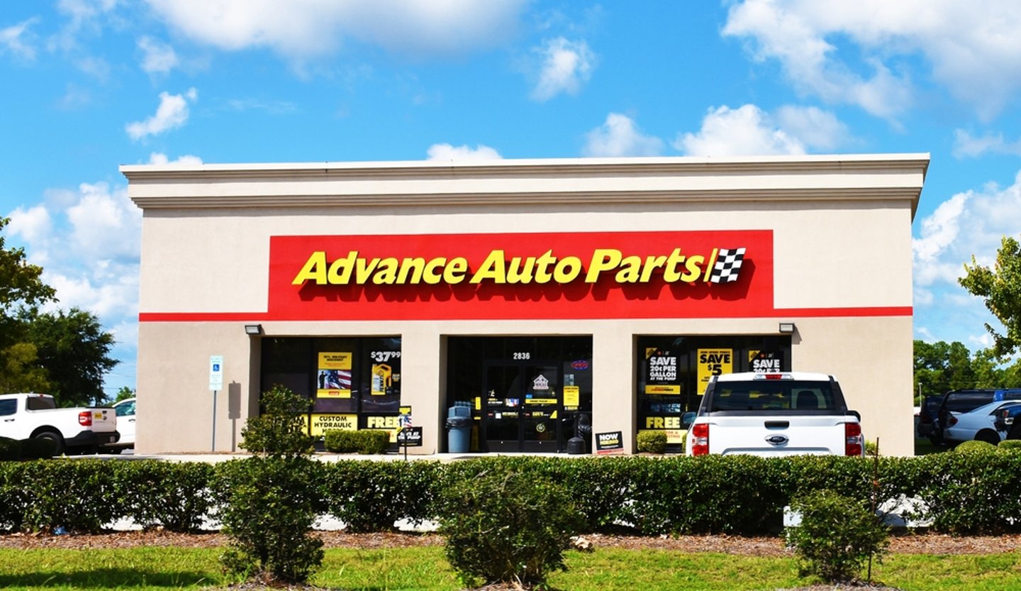 Advance Auto Parts plans new stores after closing hundreds of locations