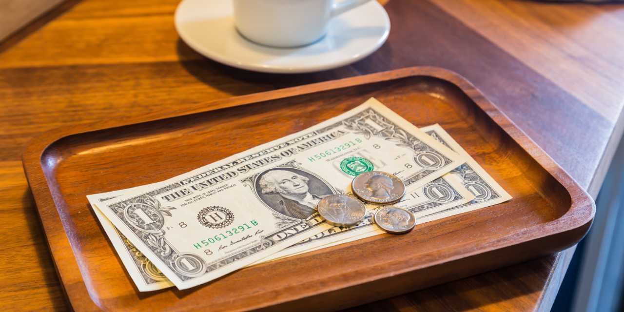 NY Delivery Drivers Can Get Their Share Of $4M Tip Settlement: Here's Who Qualifies