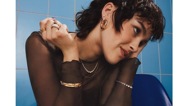 Zales launches campaign aimed at younger consumers, tests ‘store of the future’