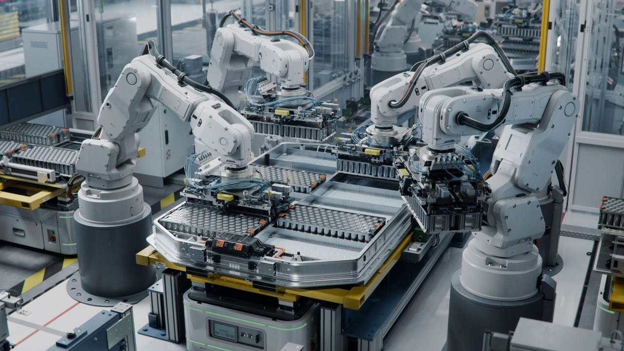 factory-robots-assemble-batteries-IM_Imagery-shutterstock.jpg