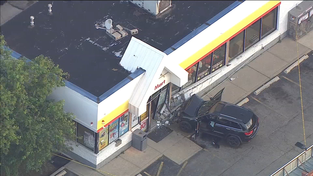 19361919_062326-wls-atm-crash-grab-63a-vid.jpg