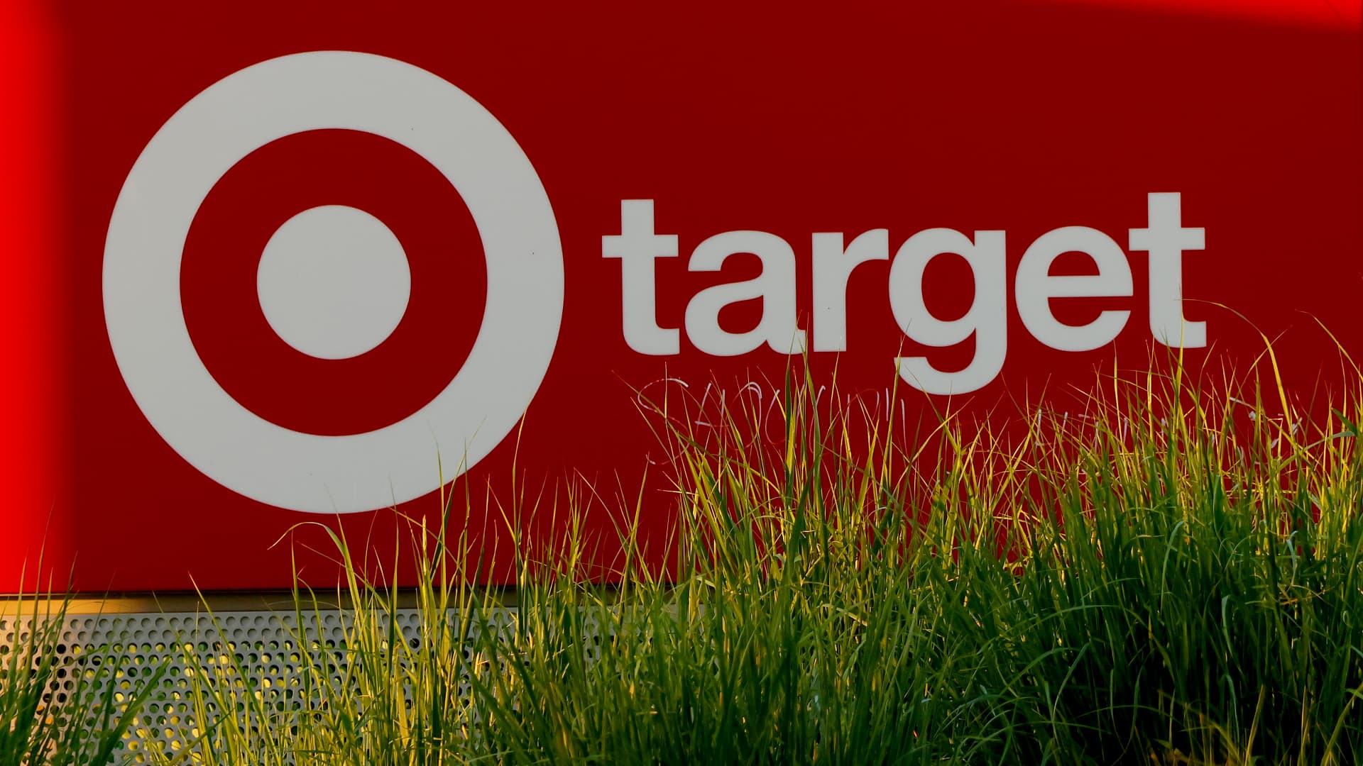 108348722-1786564713692-gettyimages-2277389286-33a7775_target02_05192026.jpeg