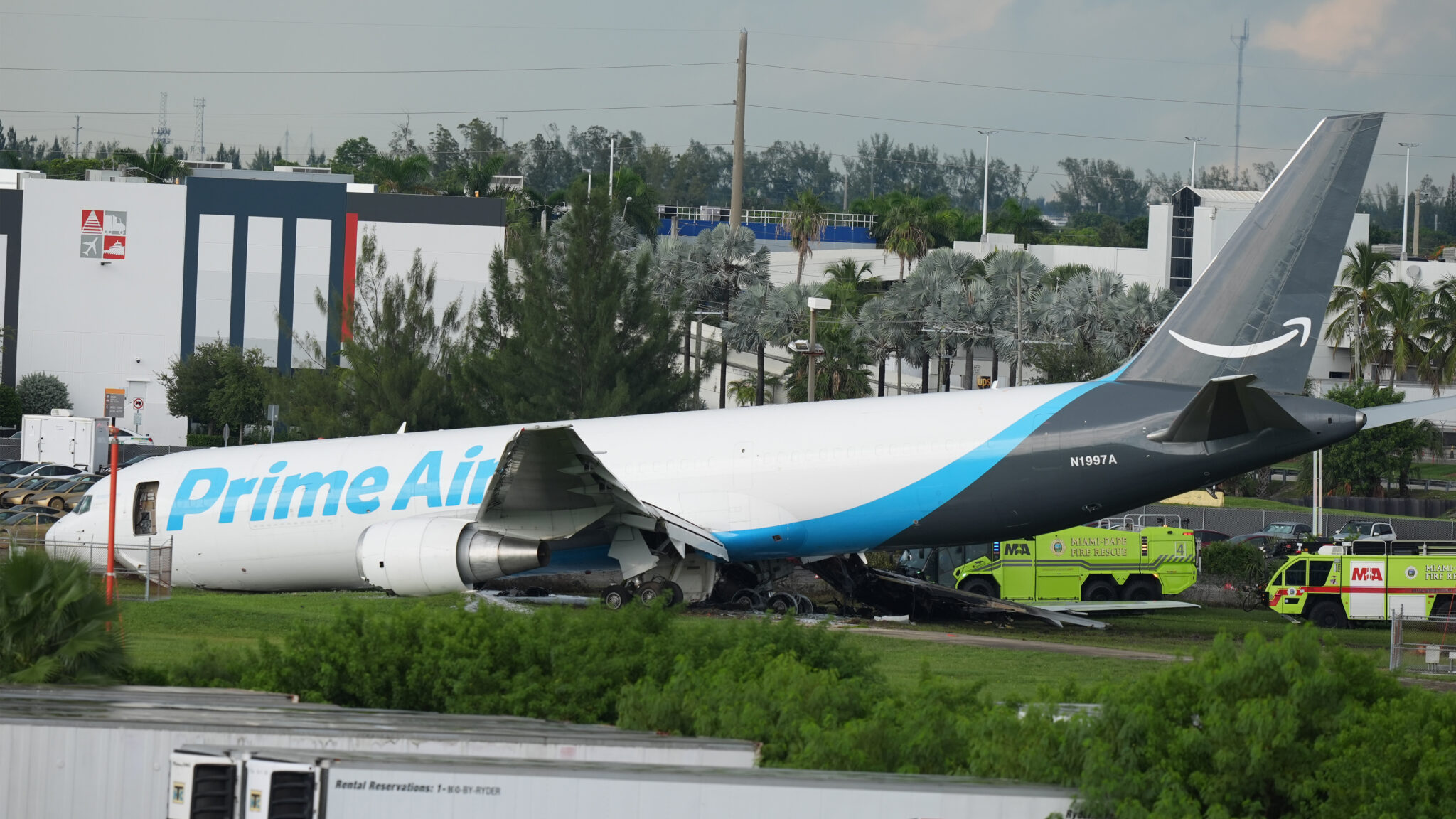 19801839_090726-cc-ap-amazon-plane-crash-img.jpg